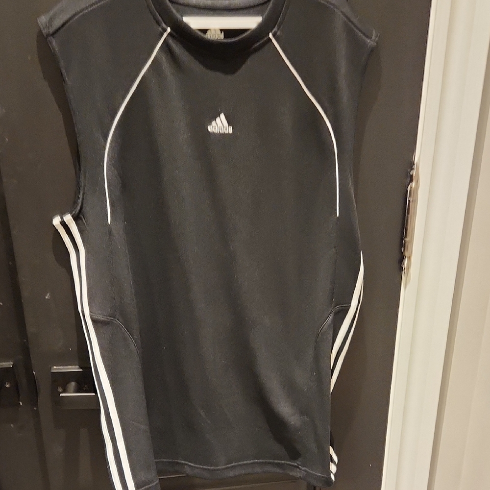 NWOT Adidas Size L  Black and White Sleeveless Sports Top
